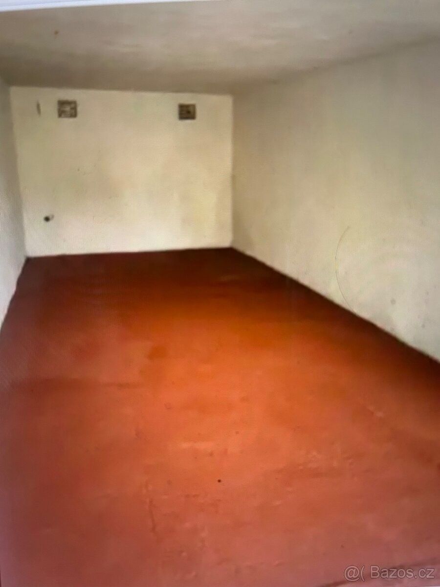 Garáže, Nový Jičín, 741 01