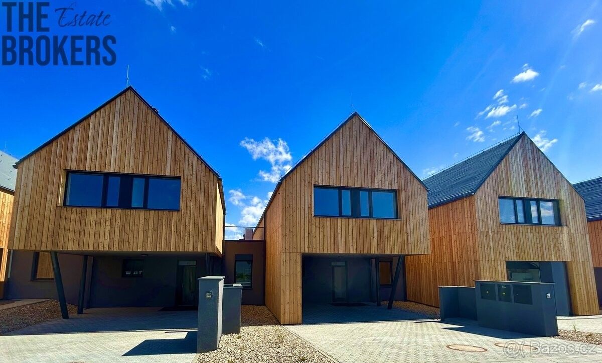 Rodinné domy, Mladá Boleslav, 293 01