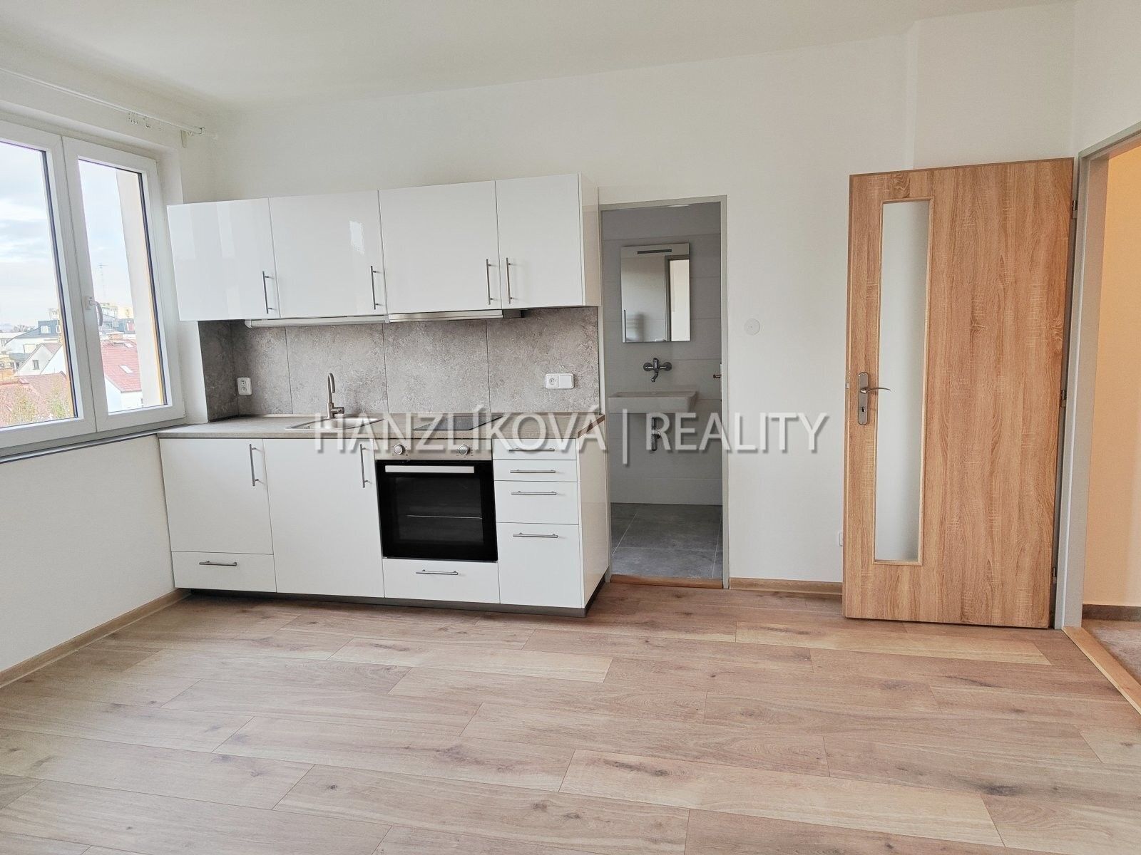 2+kk, Fráni Šrámka, České Budějovice, 42 m²