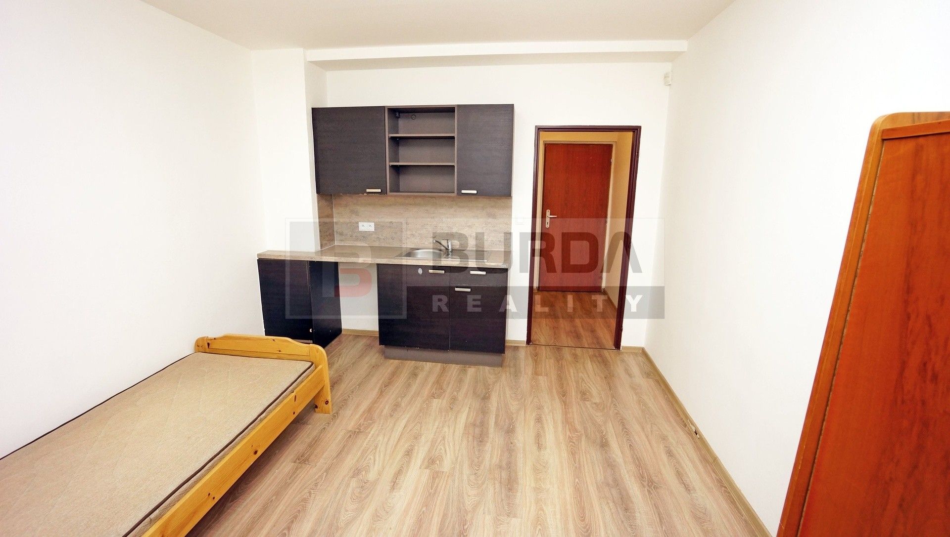 1+kk, Neratovice, 21 m²