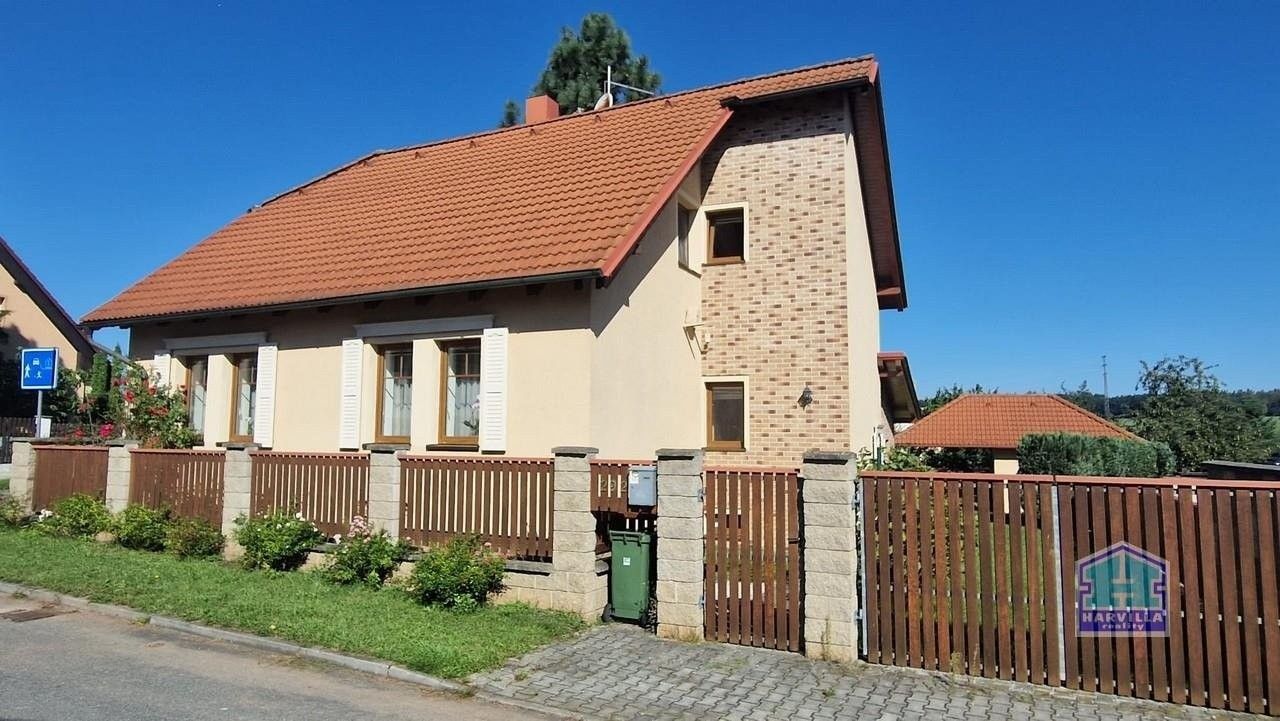 Prodej dům - Dukelská, Líně, 138 m²