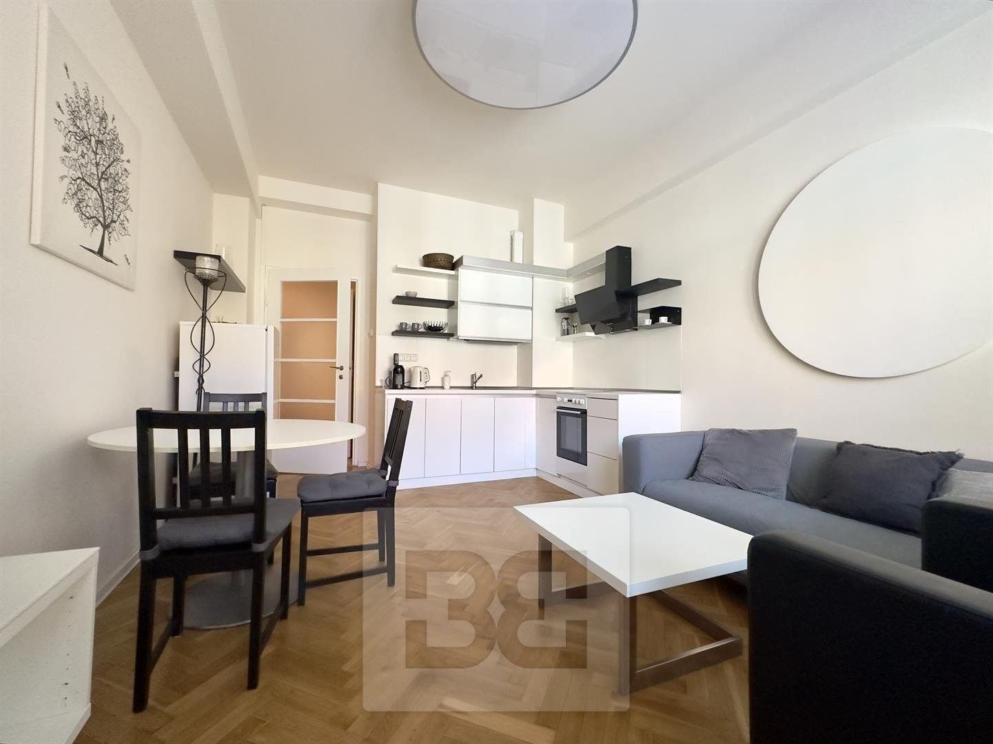 Pronájem byt 2+kk - Karlínské náměstí, Praha, 50 m²