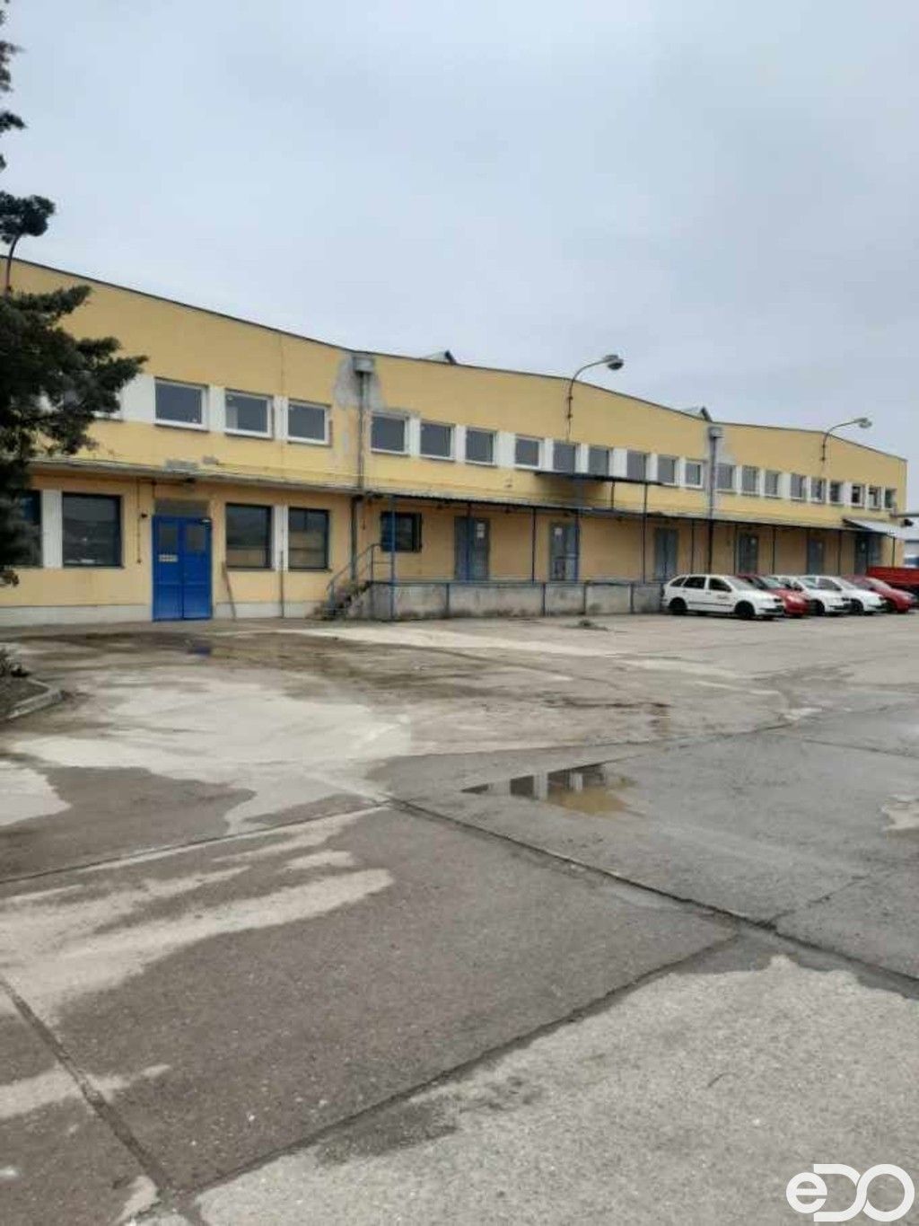 Sklady, Bratří Štefanů, Hradec Králové, 450 m²