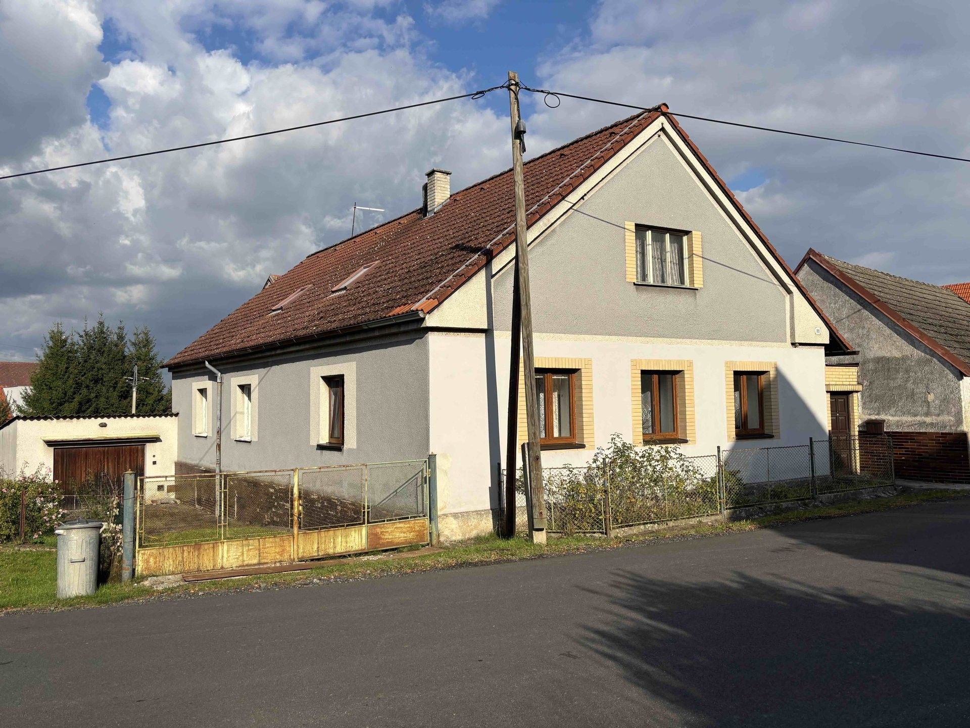 Rodinné domy, Myslív, 240 m²