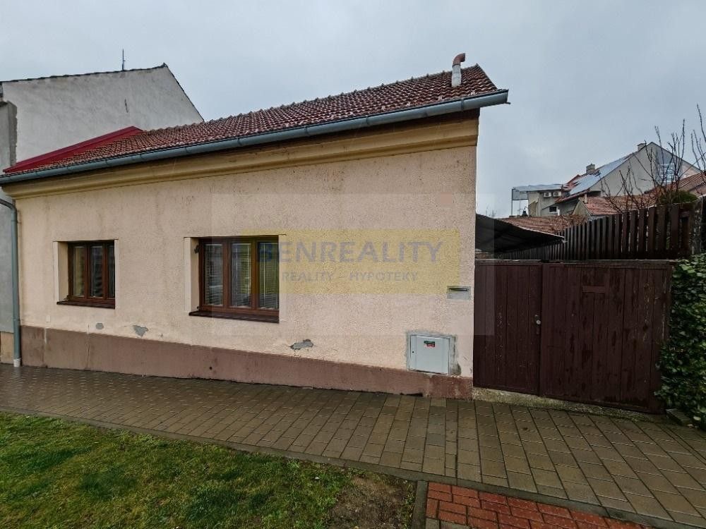 Prodej rodinný dům - Podluží, Napajedla, 50 m²