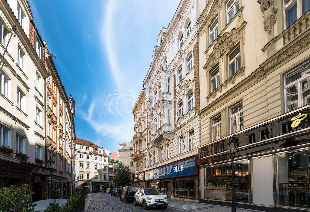 Pronájem byt 2+kk - Melantrichova, Praha, 52 m²