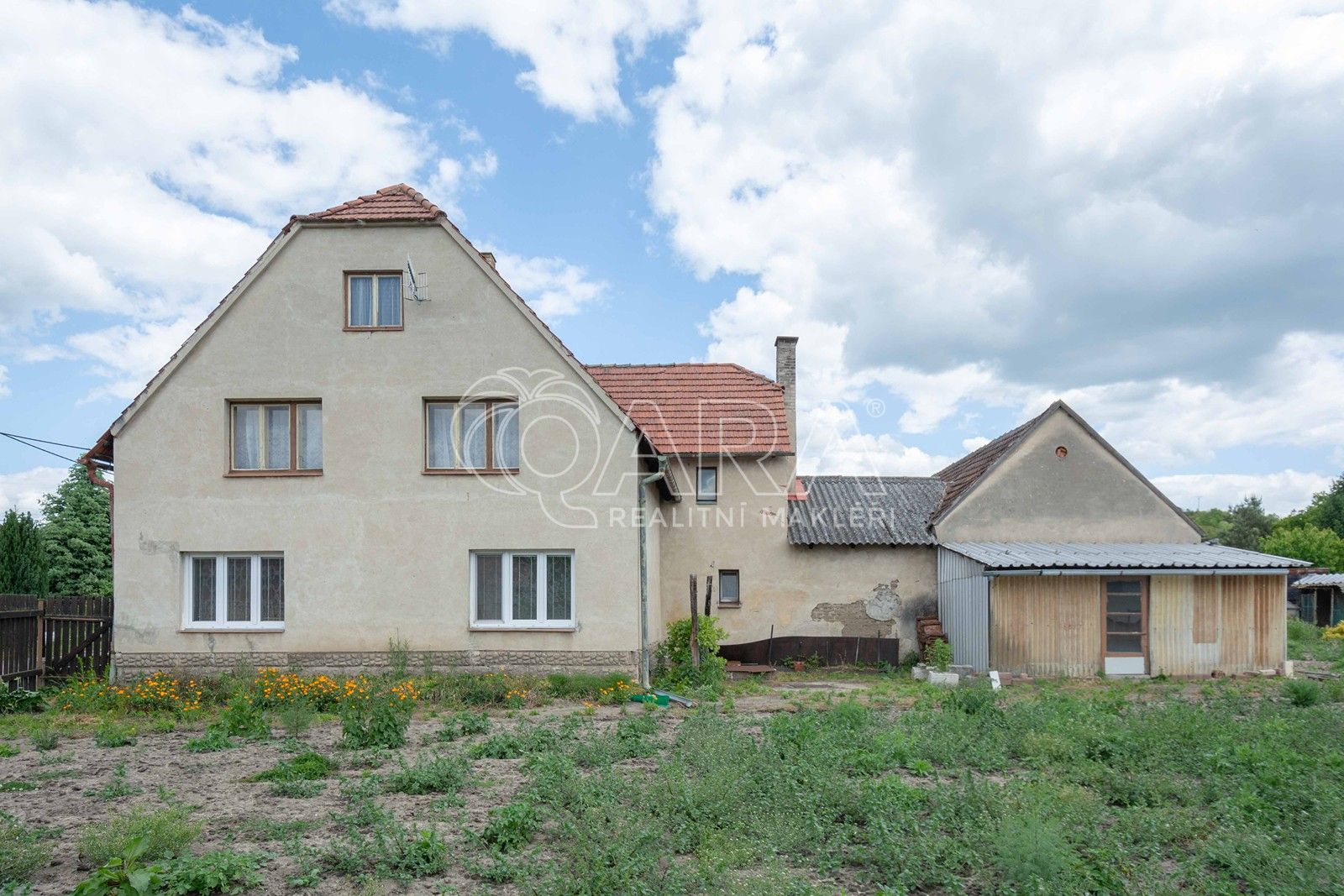 Rodinné domy, Tuhaň, 220 m²