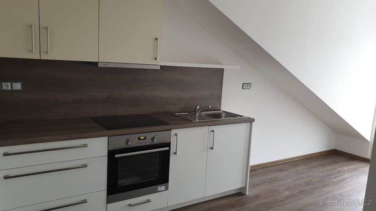 Byty, Olomouc, 779 00