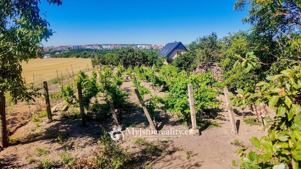 Zahrady, Znojmo, 669 02