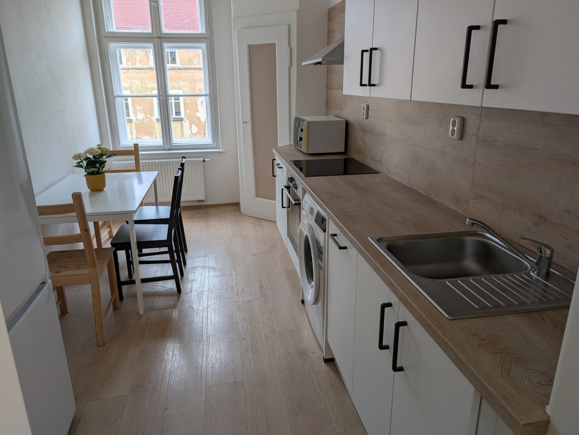 3+1, Hlavní třída, Mariánské Lázně, 89 m²