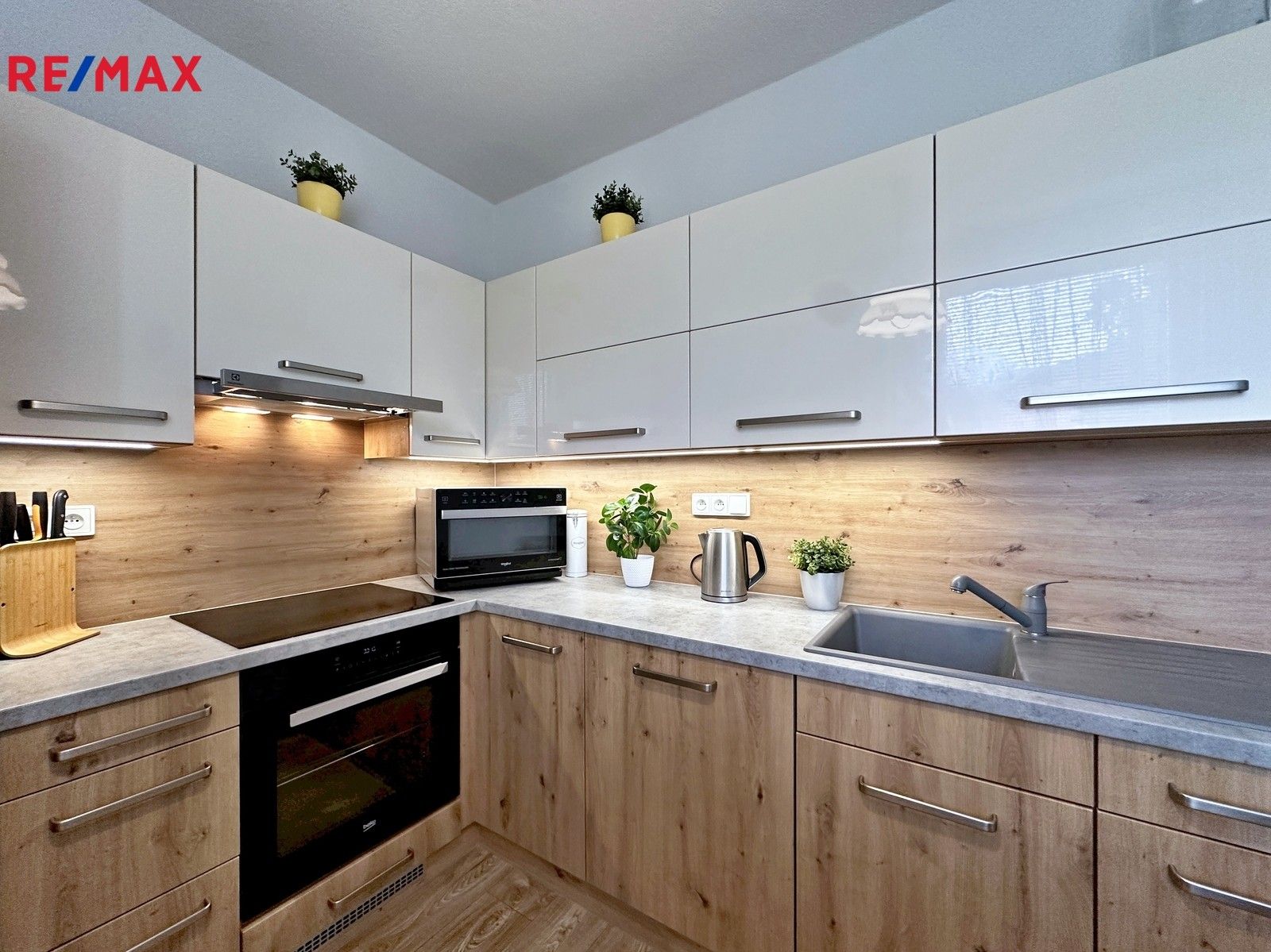 Prodej byt 3+1 - Sídliště Míru, Horní Planá, 71 m²