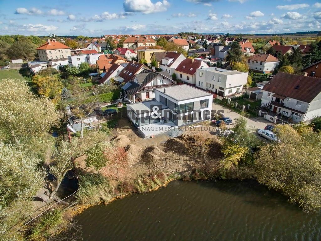 Rodinné domy, U Mlýnského rybníka, Praha, 237 m²