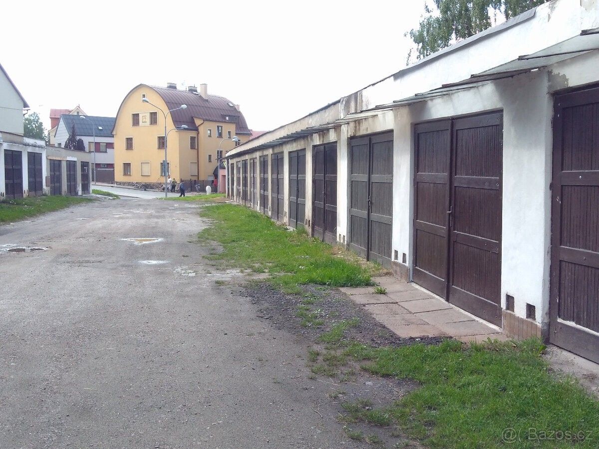 Garáže, Trutnov, 541 01