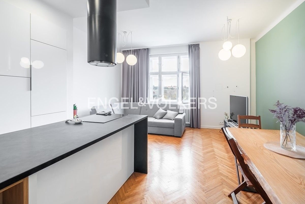 3+kk, Strakonická, Praha, 87 m²