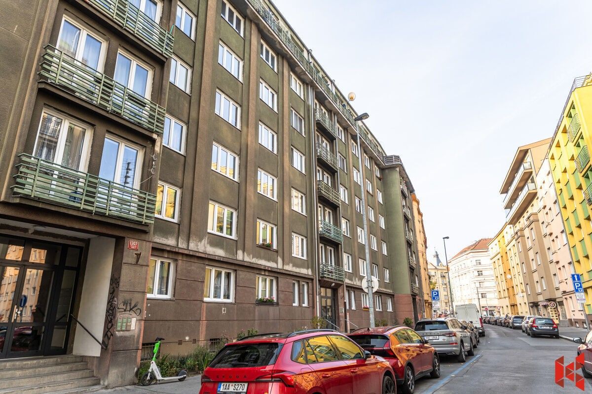 Pronájem byt 1+kk - Na louži, Praha, 36 m²