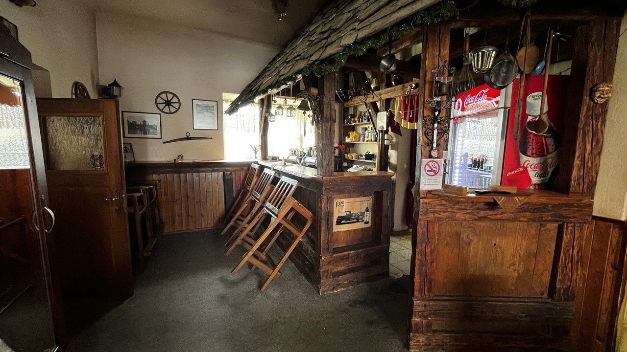 Restaurace, Liblice, 392 m²