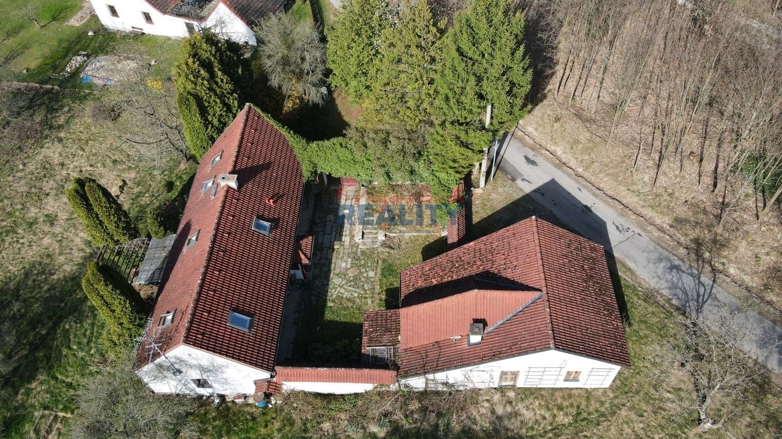 Zemědělské usedlosti, Ke Střelnici, Besednice, 155 m²