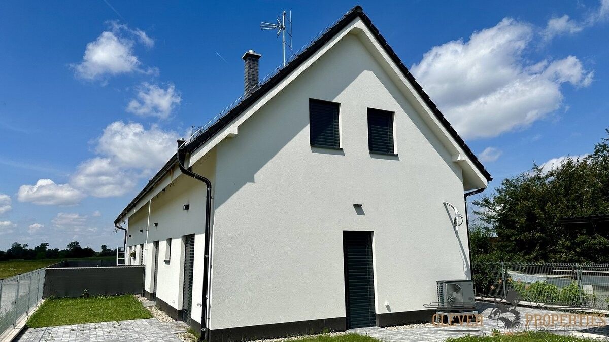 Pronájem dům - Sezemice, 533 04, 114 m²