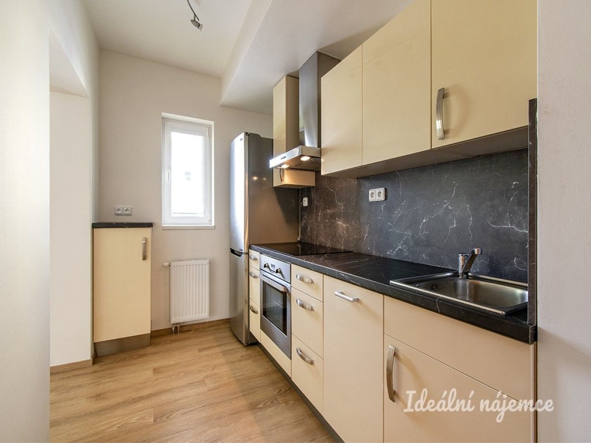 Pronájem byt 2+kk - U Zátiší, Praha, 72 m²