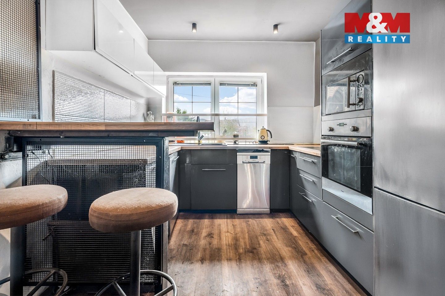 Rodinné domy, Dlouhý Most, 323 m²