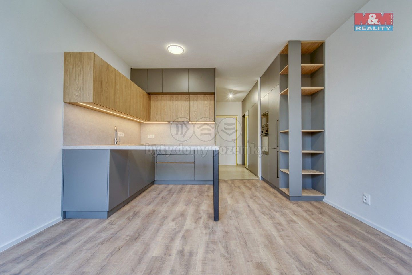 Pronájem byt 1+kk - Beskydy, 27 m²