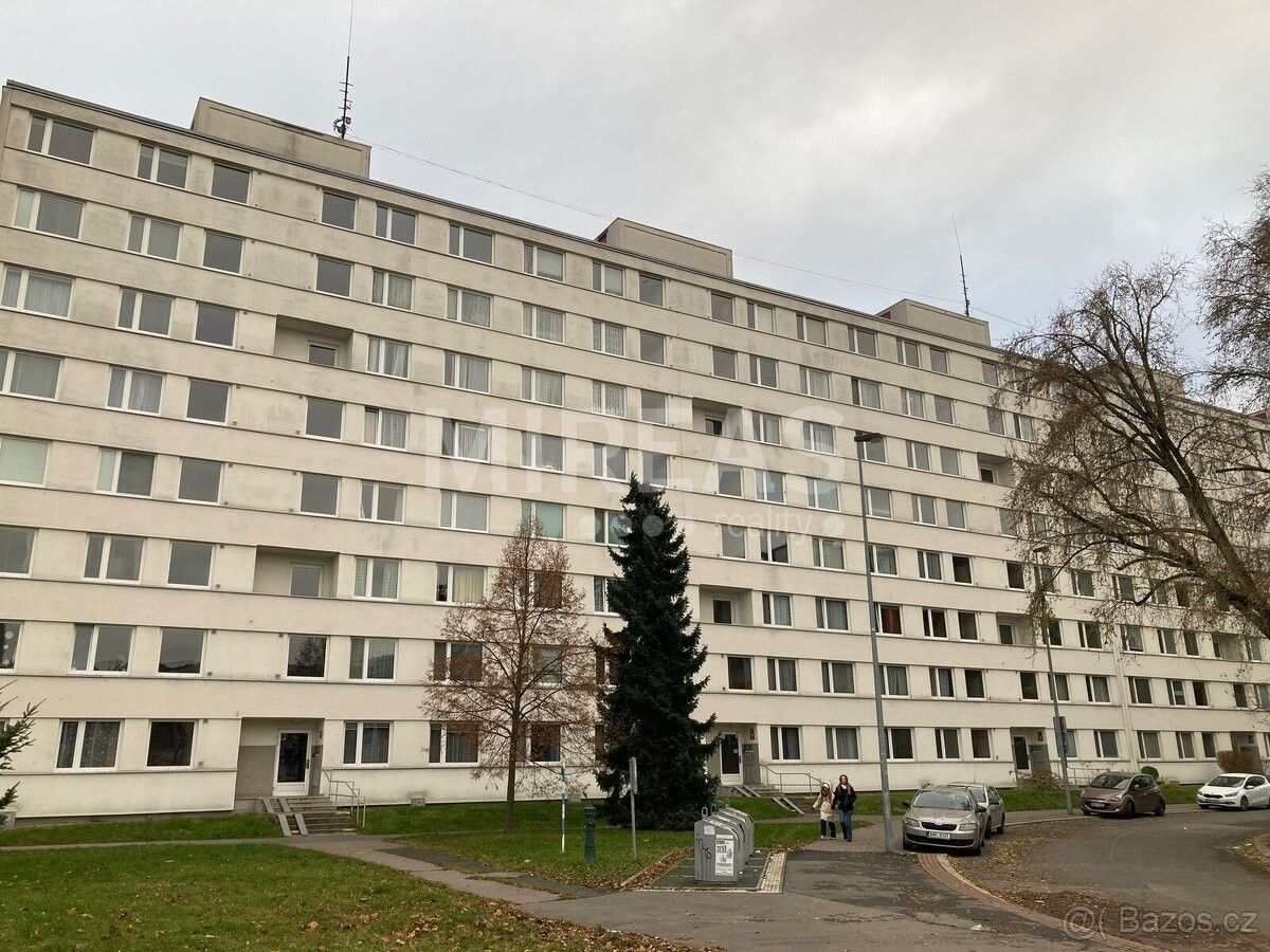 3+kk, Praha, 186 00, 68 m²