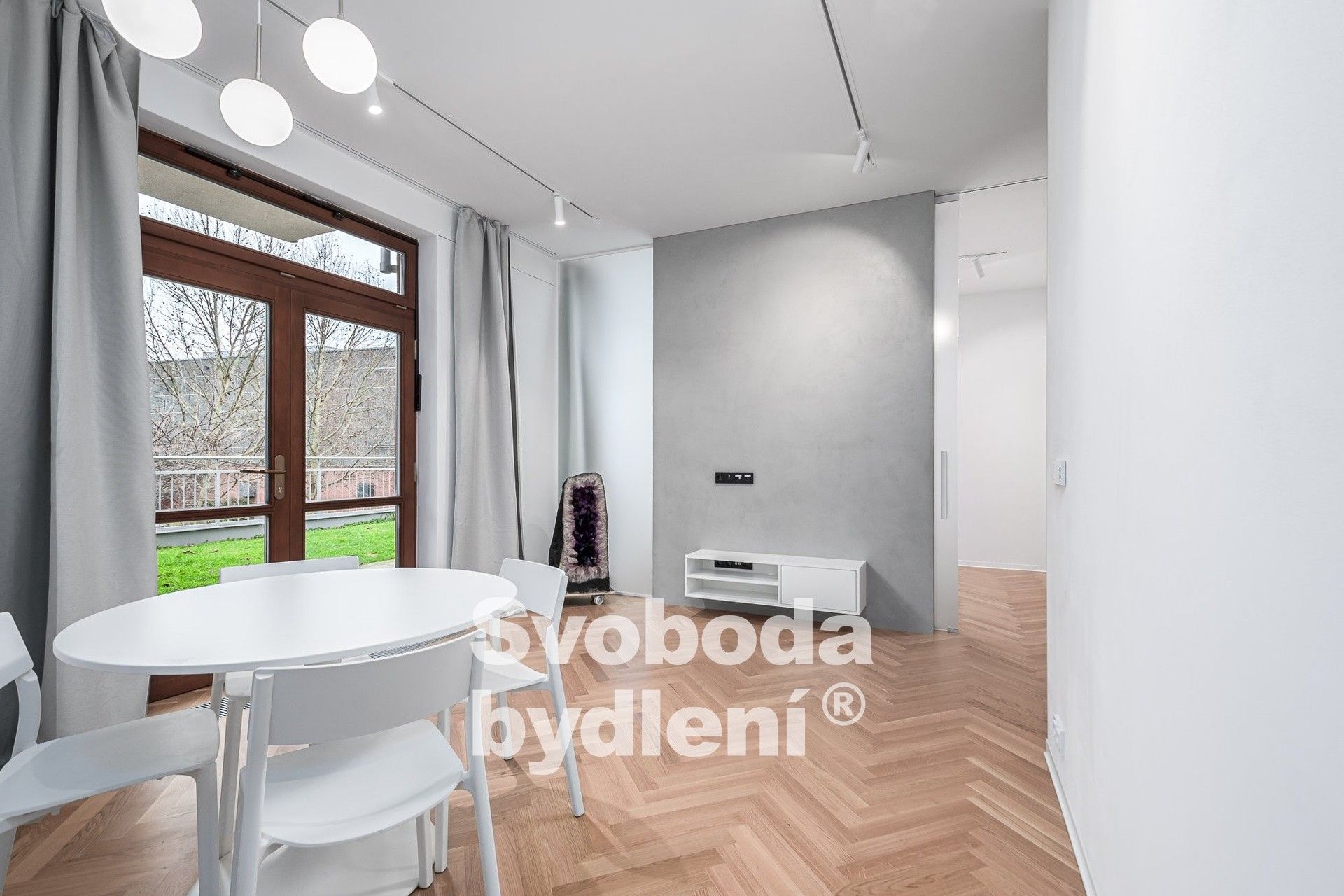 Pronájem byt 2+kk - Heinemannova, Praha, 52 m²