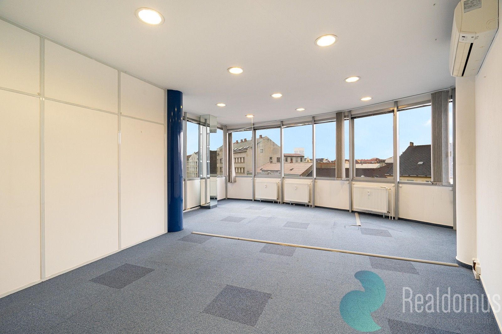 Pronájem kancelář - Pražská tř., České Budějovice, 466 m²