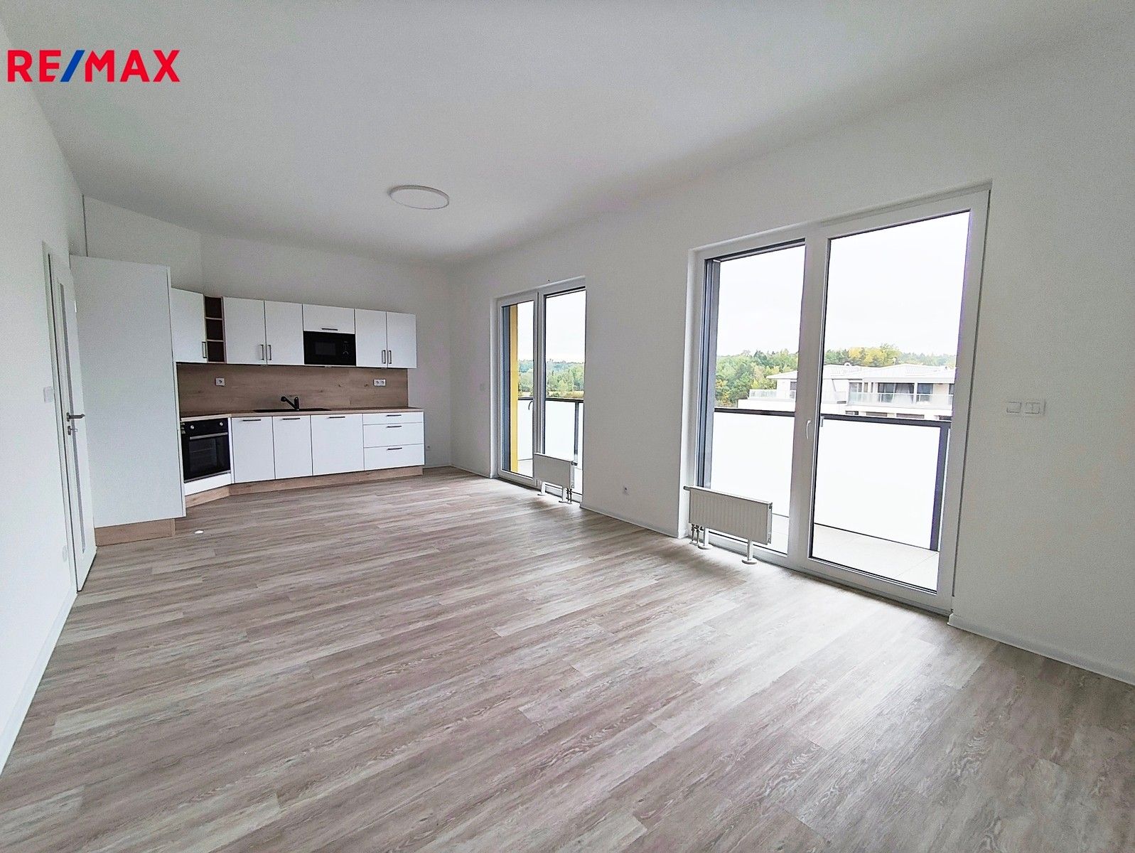 3+kk, Čakovská, České Budějovice, 104 m²