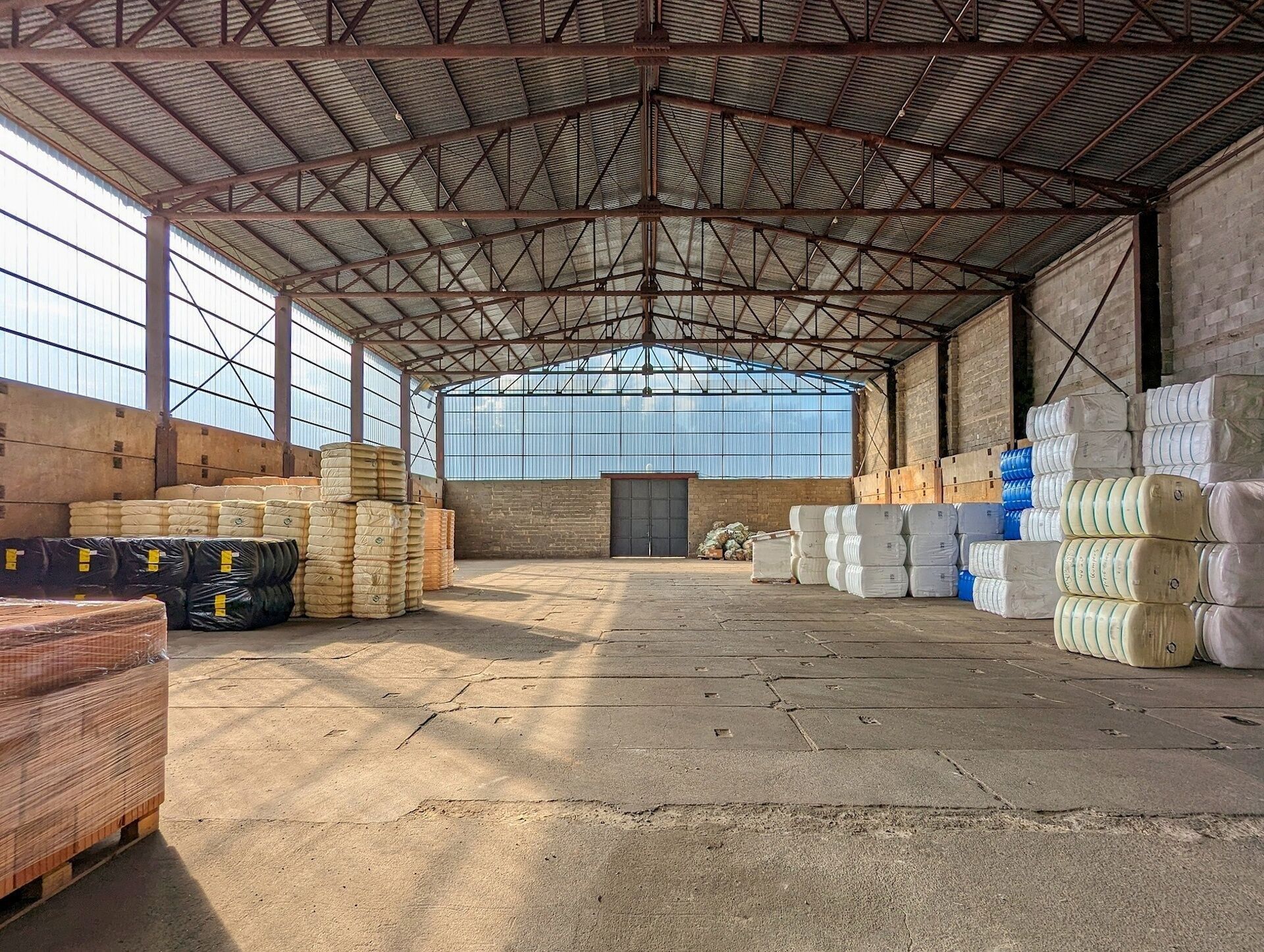 Sklady, Plavy, 714 m²