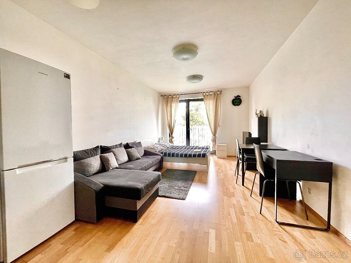 1+kk, Praha, 130 00, 33 m²