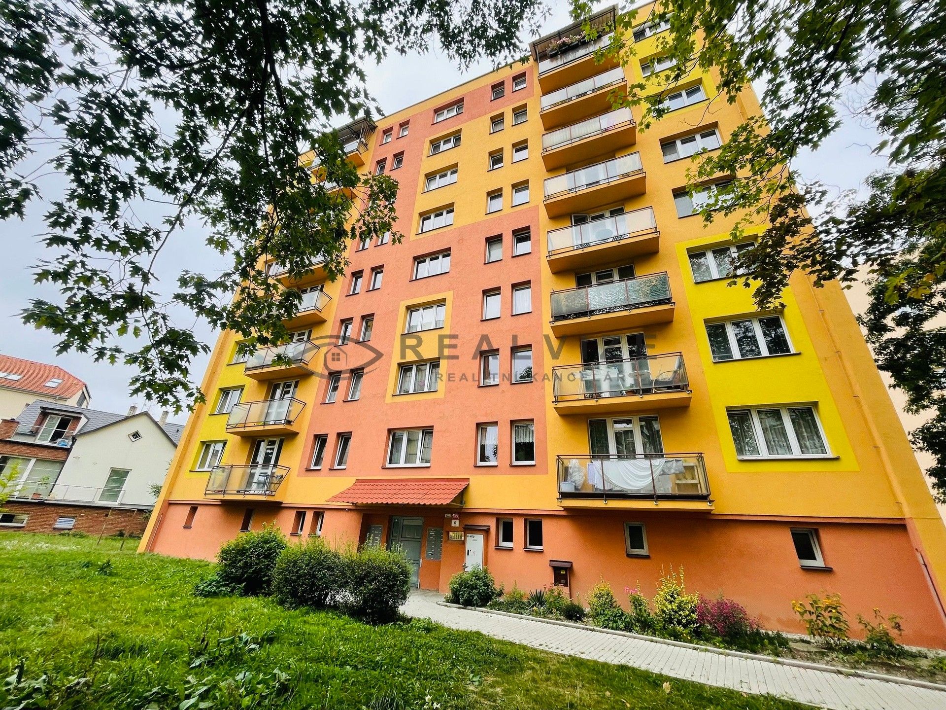 3+1, L. M. Pařízka, České Budějovice, 66 m²