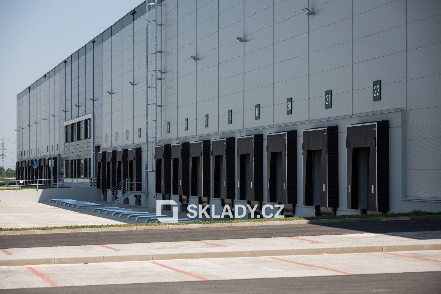 Sklady, Jirny, 6 900 m²