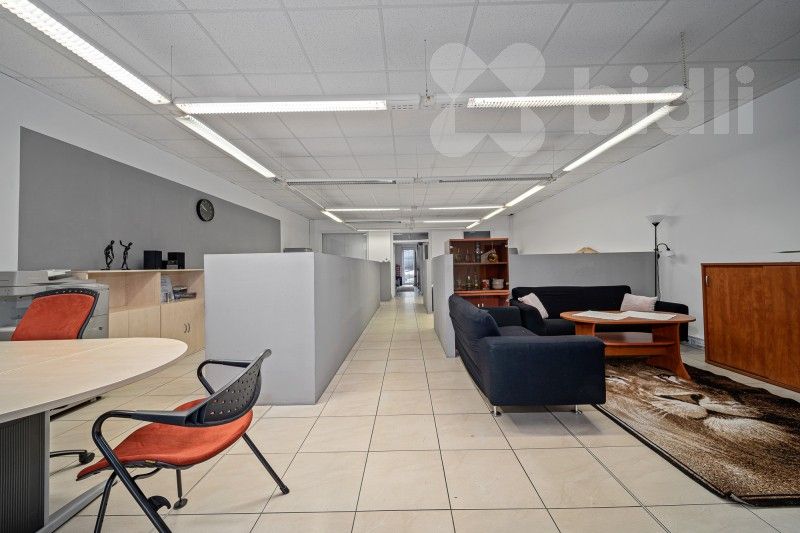 Kanceláře, Spojovací, Hradec Králové, 335 m²