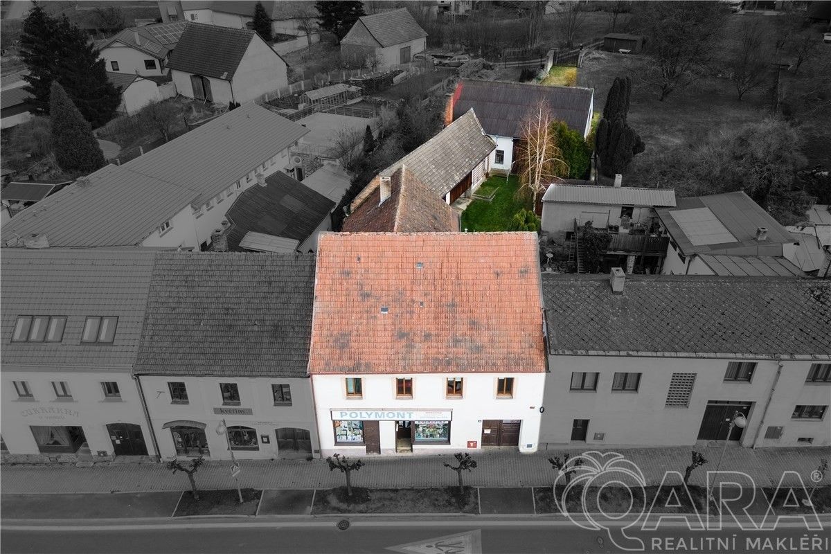 Rodinné domy, Husovo náměstí, Mladá Vožice, 232 m²