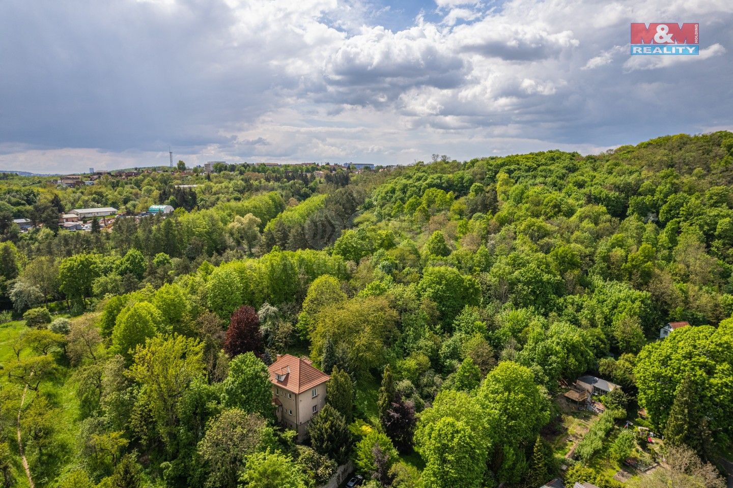 Prodej činžovní dům - Na svahu, Praha, 218 m²