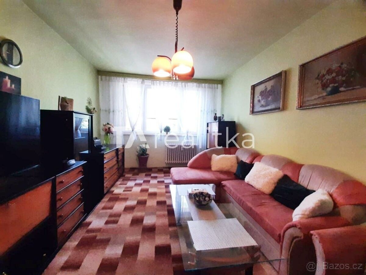 Prodej byt 3+1 - Karviná, 733 01, 74 m²