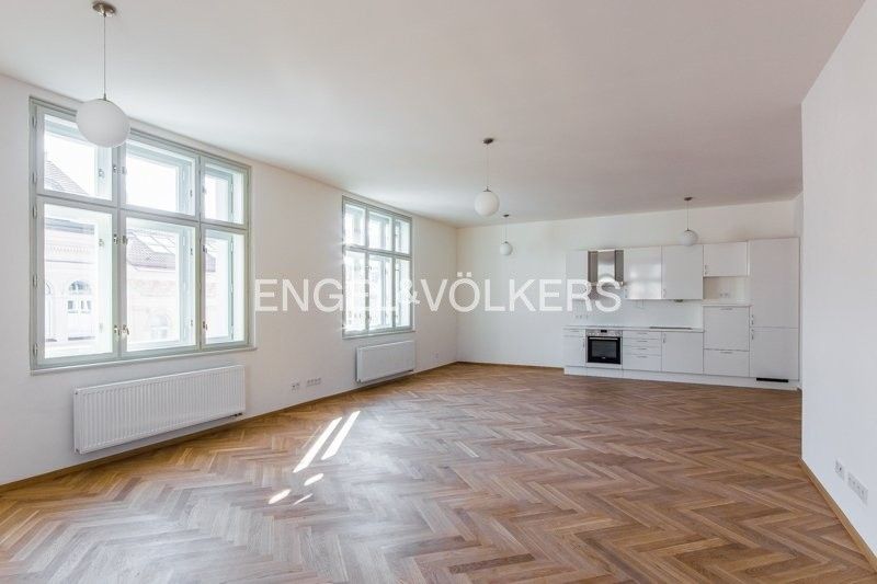 2+kk, Balbínova, Praha, 101 m²