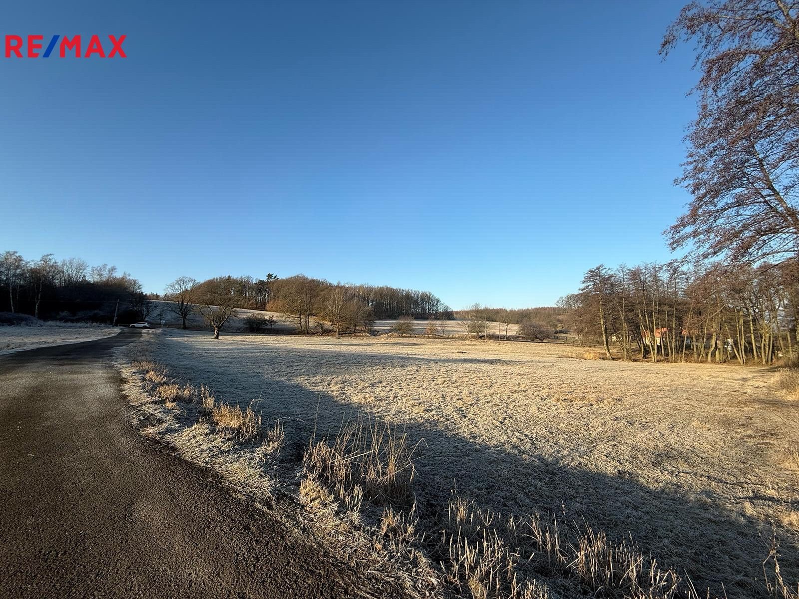 Louky, Hrobčice, 12 m²