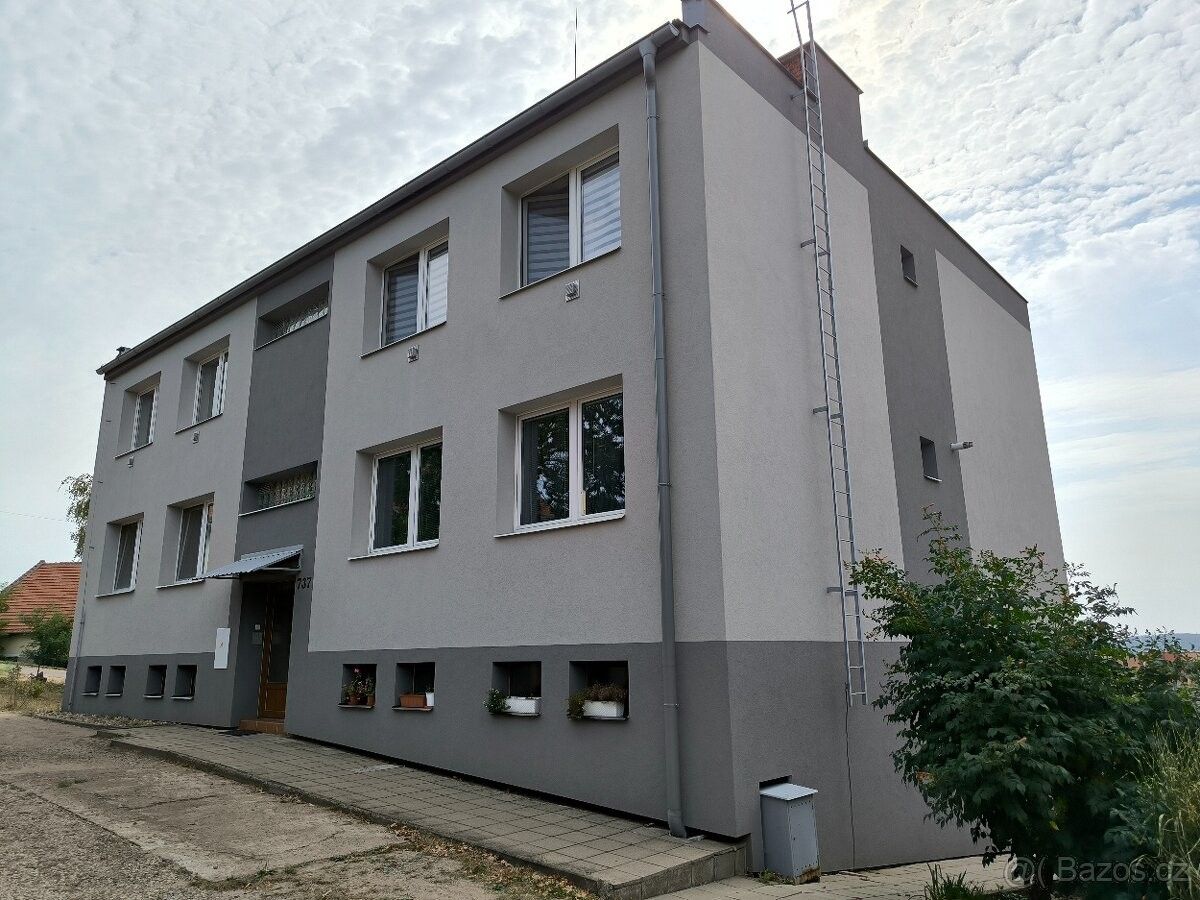 Prodej byt 3+1 - Moravský Krumlov, 672 01, 72 m²