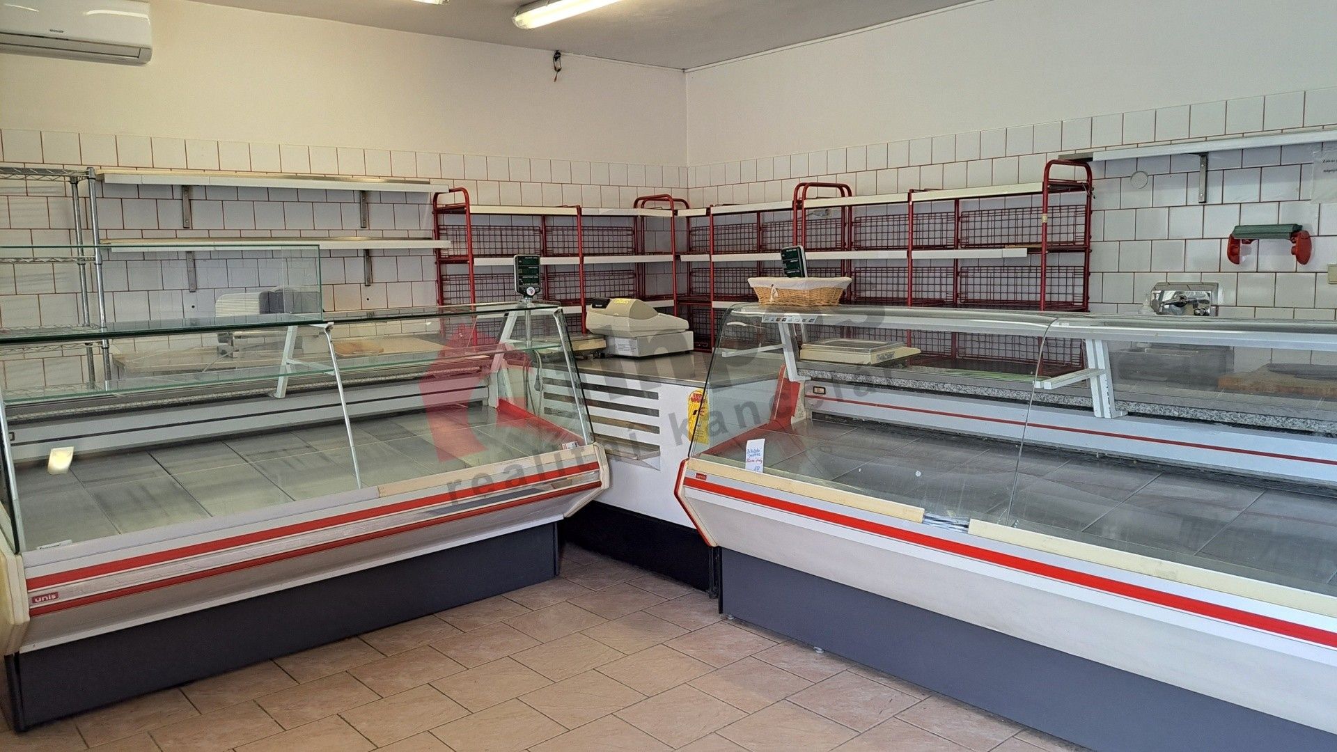 Pronájem obchodní prostory - Nádražní, Újezd u Brna, 120 m²