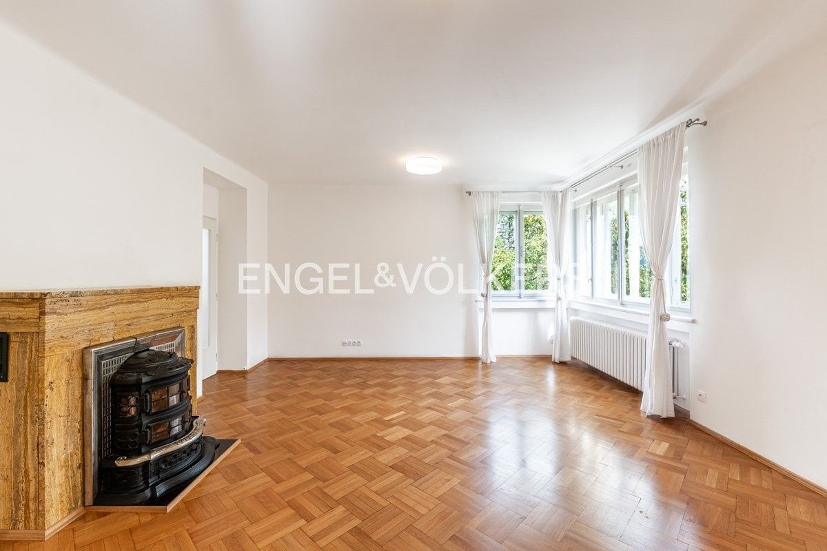 Rodinné domy, K vodojemu, Praha, 277 m²