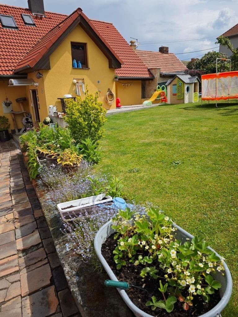 Rodinné domy, Dobříč, 331 51