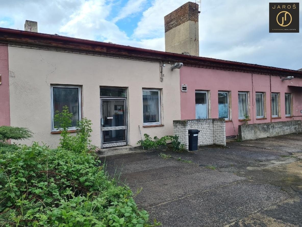 Výrobní prostory, Vroutek, 330 m²