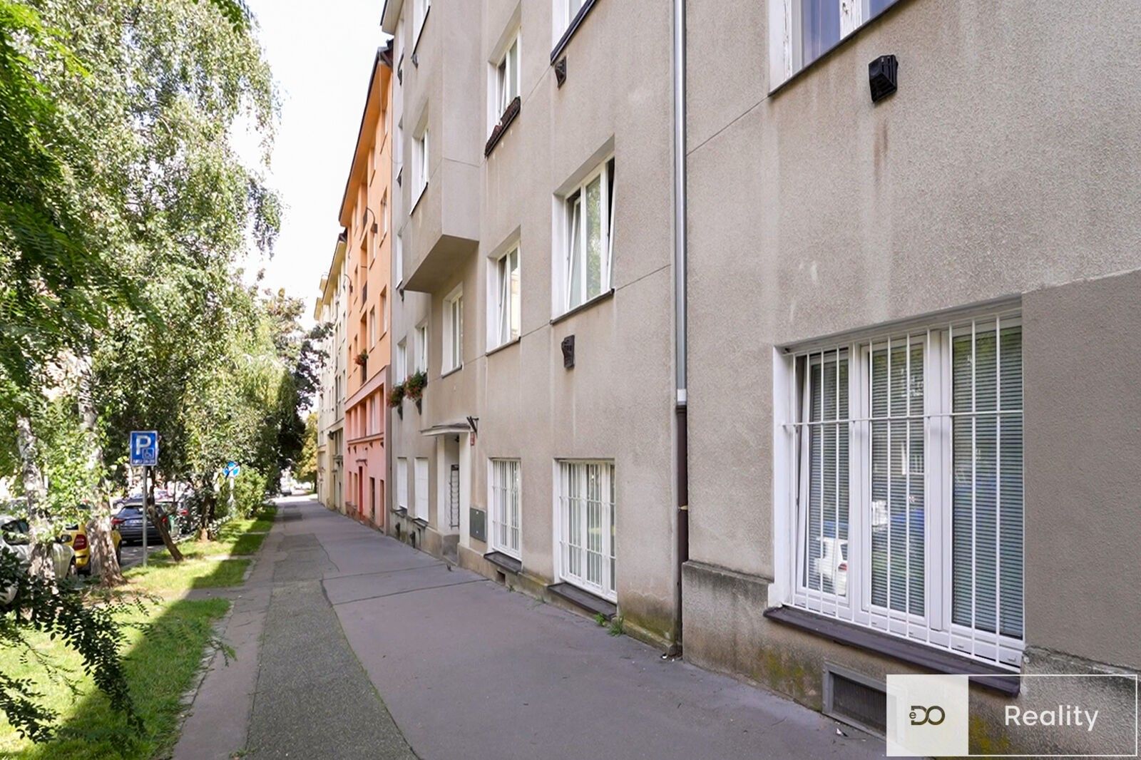 Prodej byt 2+kk - Koulova, Praha, 38 m²