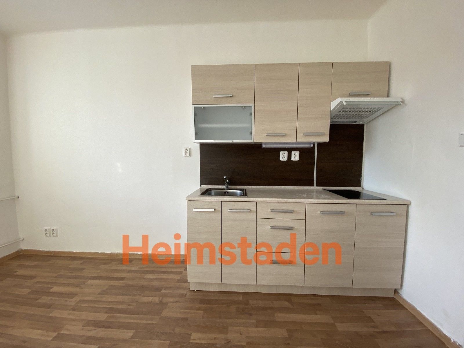 1+kk, Vardasova, Havířov, 24 m²