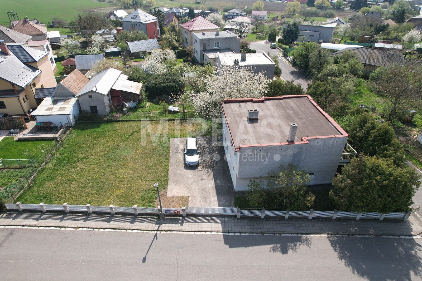Rodinné domy, Rohovládova Bělá, 165 m²