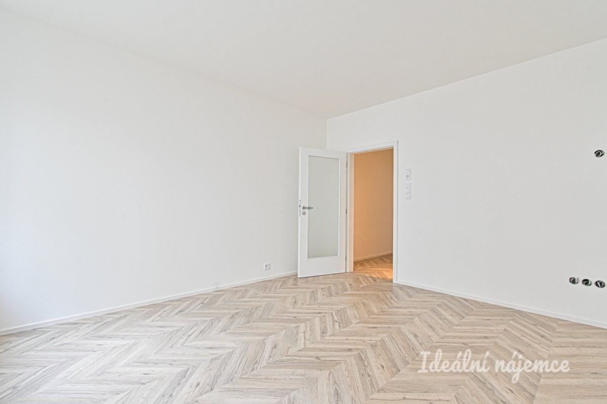 Pronájem byt 1+kk - Cejl, Brno, 29 m²