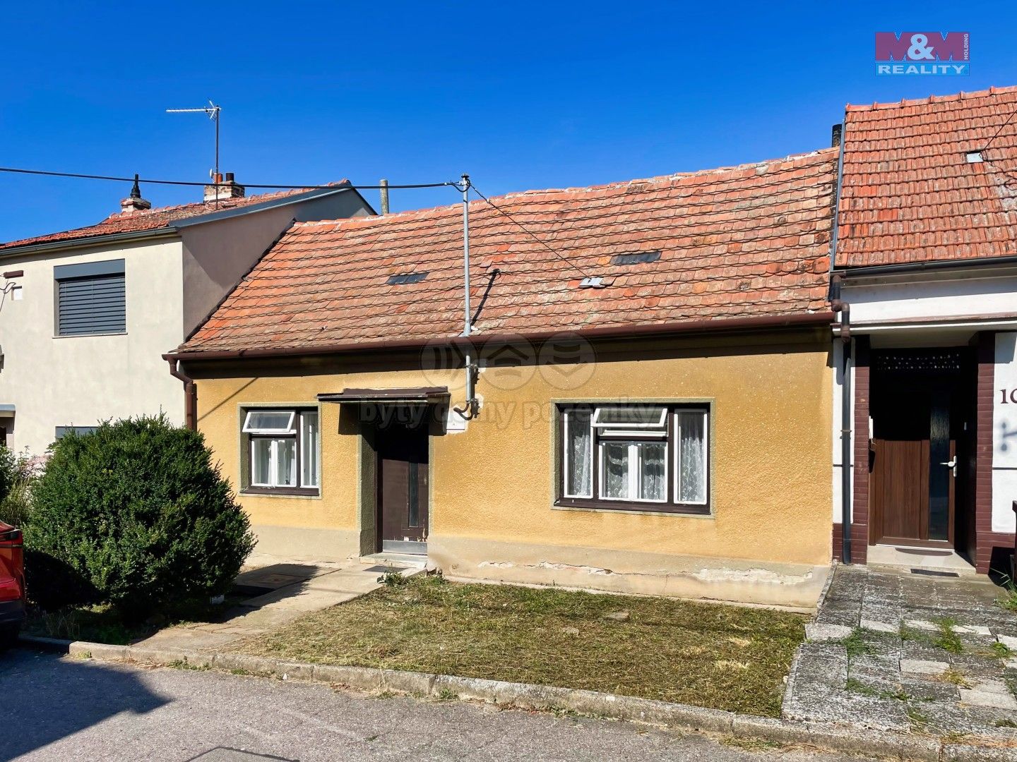 Prodej rodinný dům - Hrušky, 154 m²