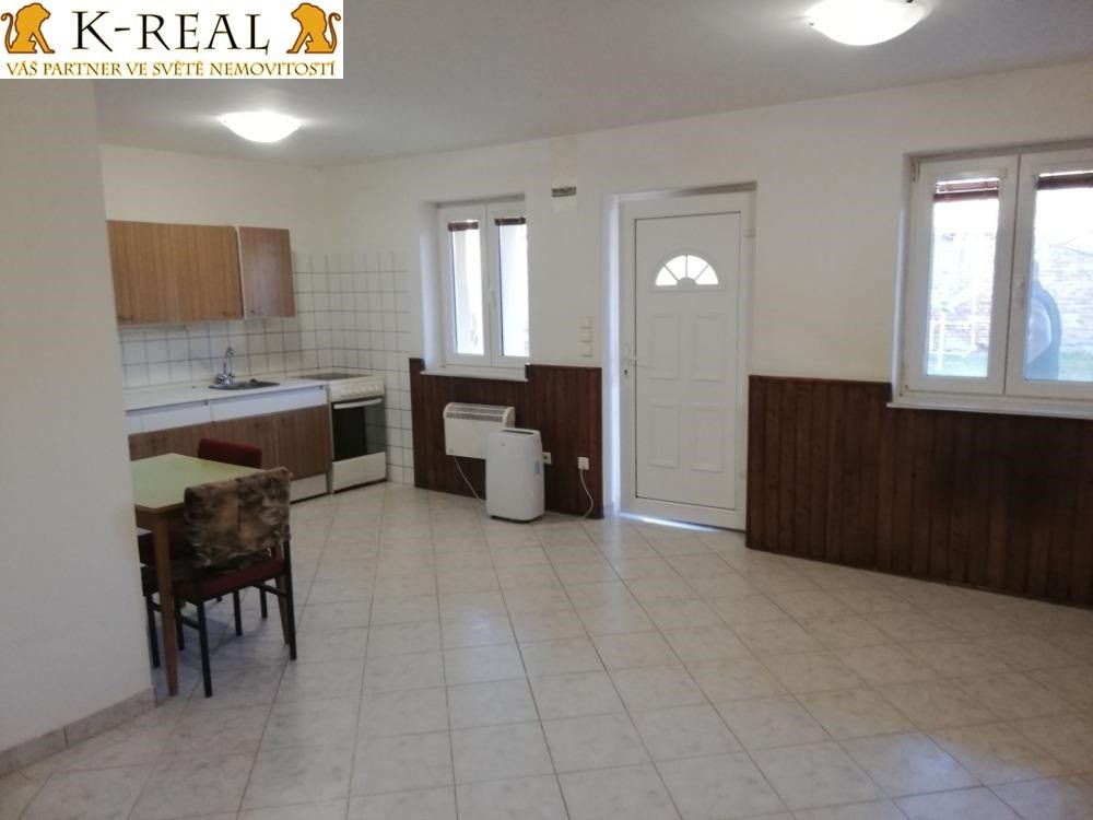 1+kk, Božice, 30 m²